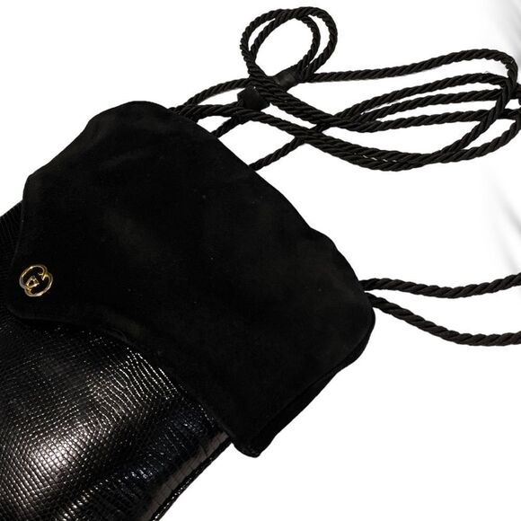 GUCCI Vintage Suede & Lizard Crossbody Bag with GG Motif - Picture 13 of 14